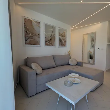 The Luxe Hideaway