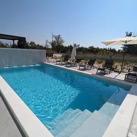 The Luxe Hideaway