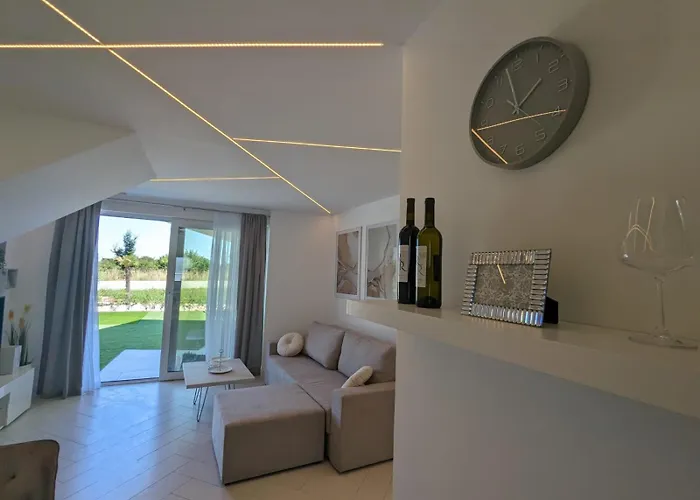 The Luxe Hideaway דירה