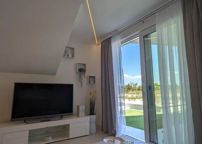 The Luxe Hideaway דירה